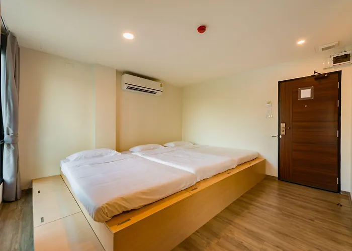 P18 Hotel